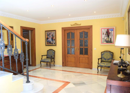 Villa en venta en Estepona