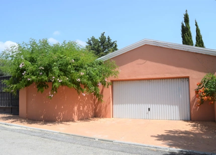Villa en venta en Estepona