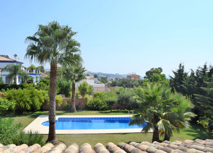 Villa en venta en Estepona