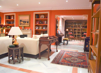 Villa en venta en Estepona