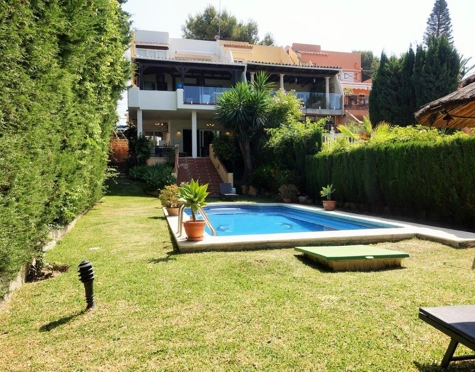 Villa for sale in Nueva Andalucia, Marbella
