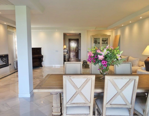 Villa for sale in Nueva Andalucia, Marbella