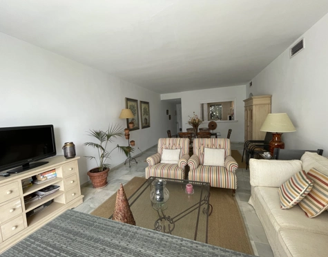 Apartment for short term rent in Estepona