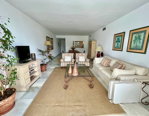 Apartment for short term rent in Estepona