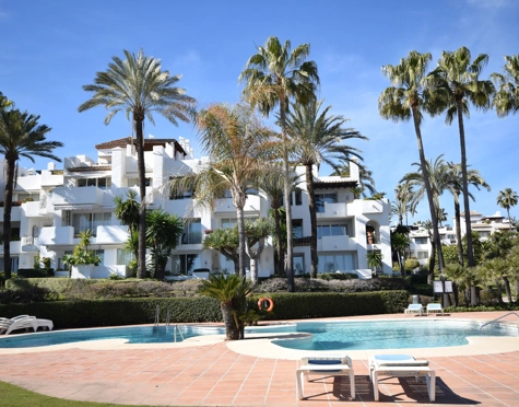 Apartment for short term rent in Estepona
