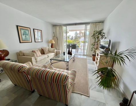 Apartment for short term rent in Estepona
