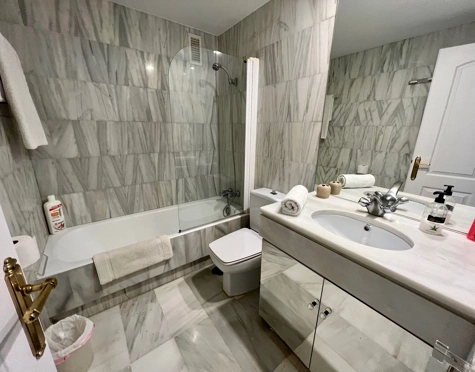 Apartment for short term rent in Estepona