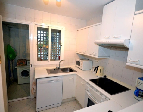 Apartment for short term rent in Estepona