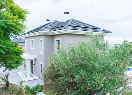 Villa for sale in Los Flamingos, Benahavis