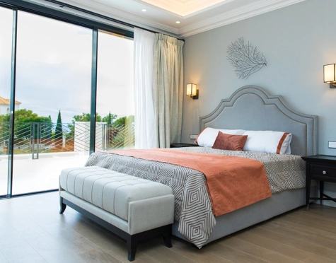 Villa for sale in Los Flamingos, Benahavis