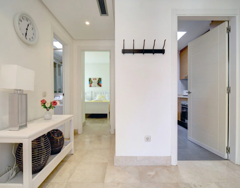 Ground Floor Apartment for short term rent in Alcazaba Beach, Estepona East