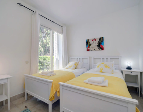 Ground Floor Apartment for short term rent in Alcazaba Beach, Estepona East