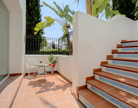Ground Floor Apartment for short term rent in Alcazaba Beach, Estepona East