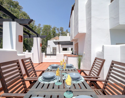 Ground Floor Apartment for short term rent in Alcazaba Beach, Estepona East