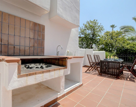 Ground Floor Apartment for short term rent in Alcazaba Beach, Estepona East