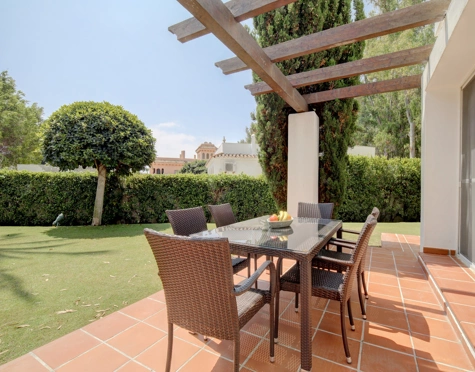 Fanastic beach apartment in Alcazaba Beach resort