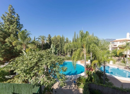 Apartamento en venta en Nueva Andalucia, Marbella