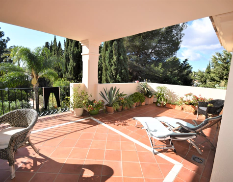 Apartment for sale in Nueva Andalucia, Marbella