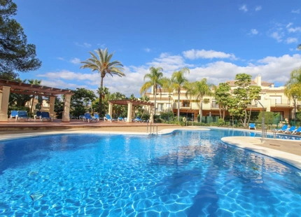Apartamento en venta en Nueva Andalucia, Marbella