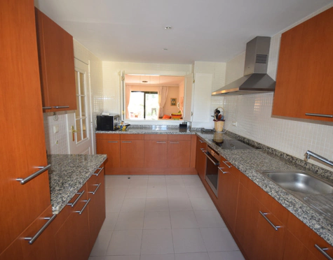 Apartment for sale in Nueva Andalucia, Marbella