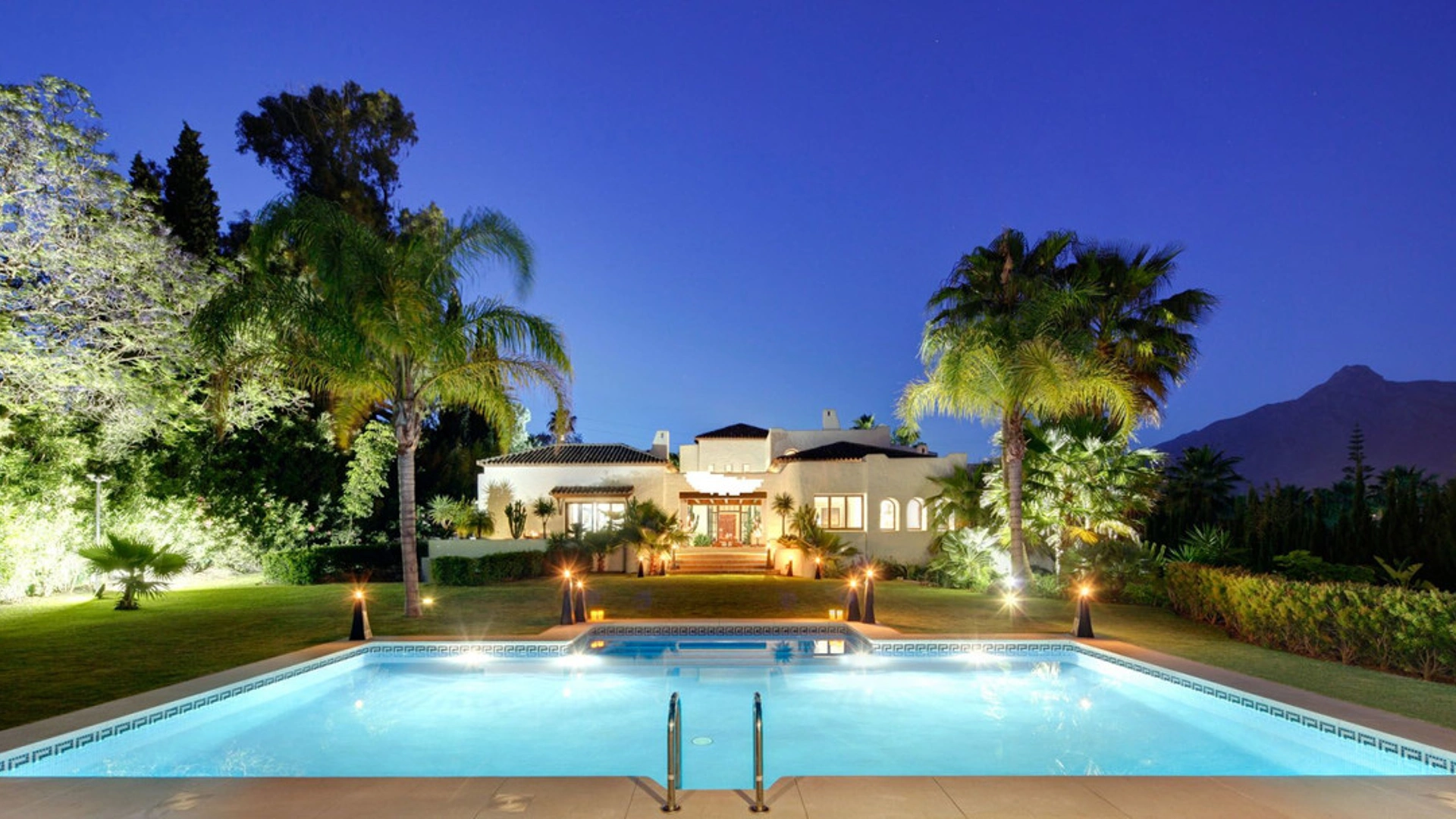 Villa en venta en Marbella - Puerto Banus