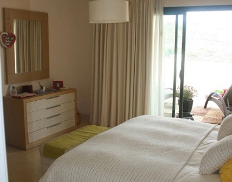 Apartamento en venta en Benahavis