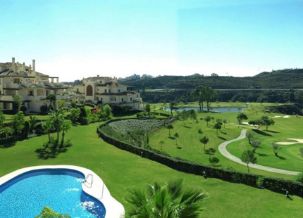 Apartment for sale in Benahavis