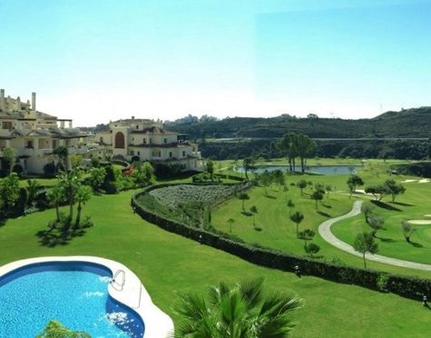 Apartment for sale in Benahavis