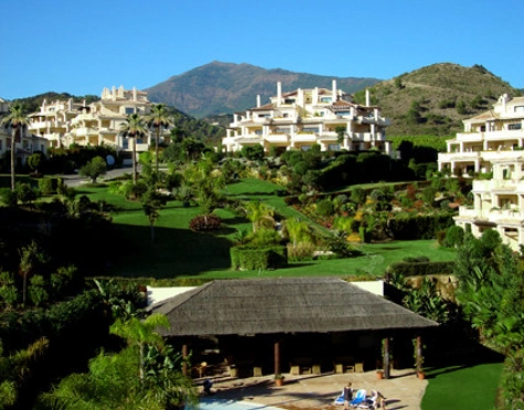 Apartamento en venta en Benahavis