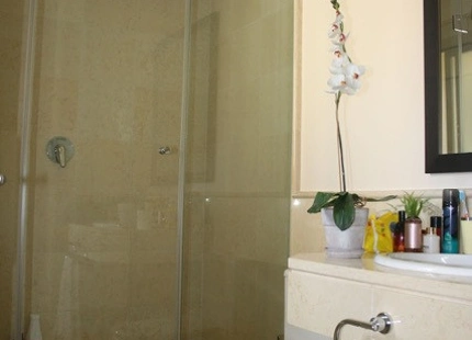 Apartment for sale in Benahavis