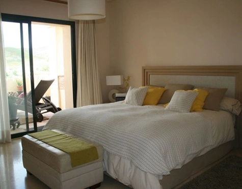 Apartamento en venta en Benahavis
