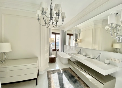 Villa for short term rent in Sierra Blanca, Marbella Golden Mile