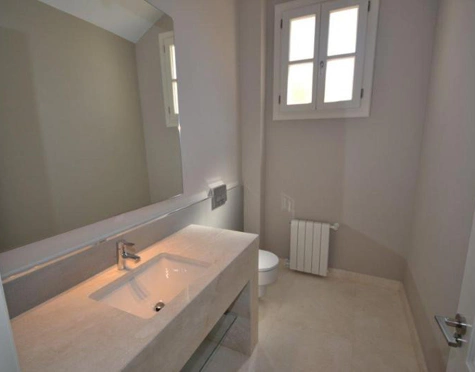Villa for sale in Guadalmina Baja, San Pedro de Alcantara