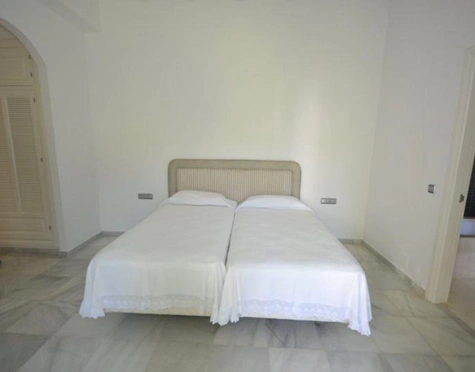Villa for sale in Guadalmina Baja, San Pedro de Alcantara