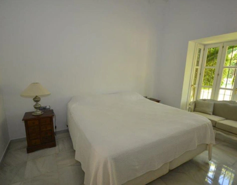 Villa for sale in Guadalmina Baja, San Pedro de Alcantara