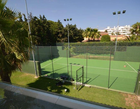 Villa for sale in Guadalmina Baja, San Pedro de Alcantara