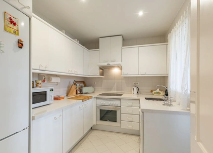 Apartment for short term rent in Alcazaba Beach, Estepona East
