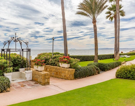 Apartamento en alquiler a corta temporada en Alcazaba Beach, Estepona East