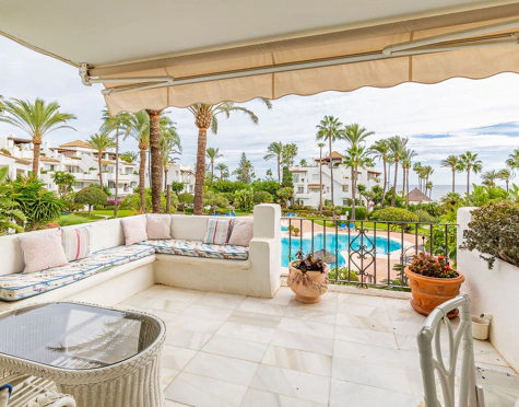 Apartamento en alquiler a corta temporada en Alcazaba Beach, Estepona East