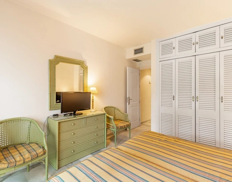 Apartamento en alquiler a corta temporada en Alcazaba Beach, Estepona East