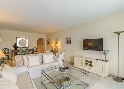 Apartment for short term rent in Alcazaba Beach, Estepona East