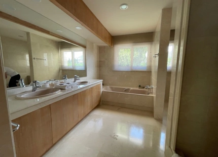 Villa for short term rent in Nueva Andalucia, Marbella