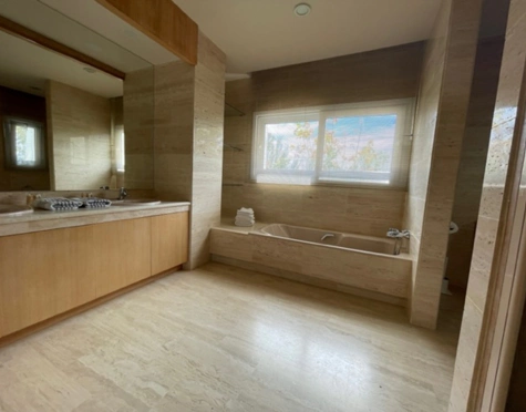Villa for short term rent in Nueva Andalucia, Marbella