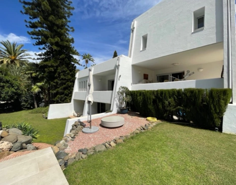Villa for short term rent in Nueva Andalucia, Marbella