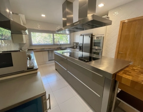 Villa for short term rent in Nueva Andalucia, Marbella