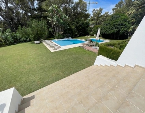 Villa for short term rent in Nueva Andalucia, Marbella