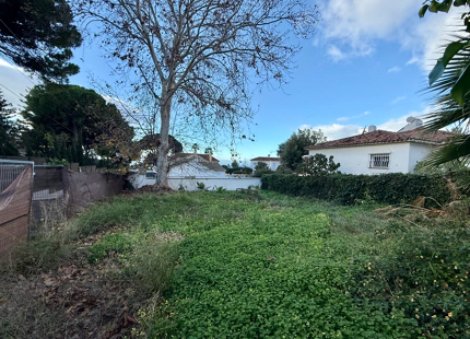 Parcela Residencial en venta en Rio Real, Marbella Este