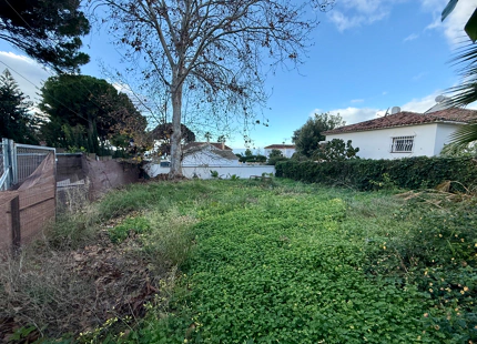 Parcela Residencial en venta en Rio Real, Marbella Este