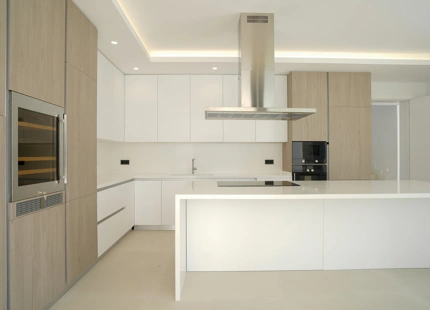 Villa for sale in Los Flamingos, Benahavis