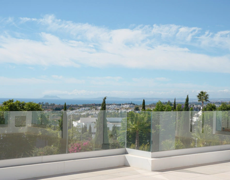 Villa for sale in Los Flamingos, Benahavis